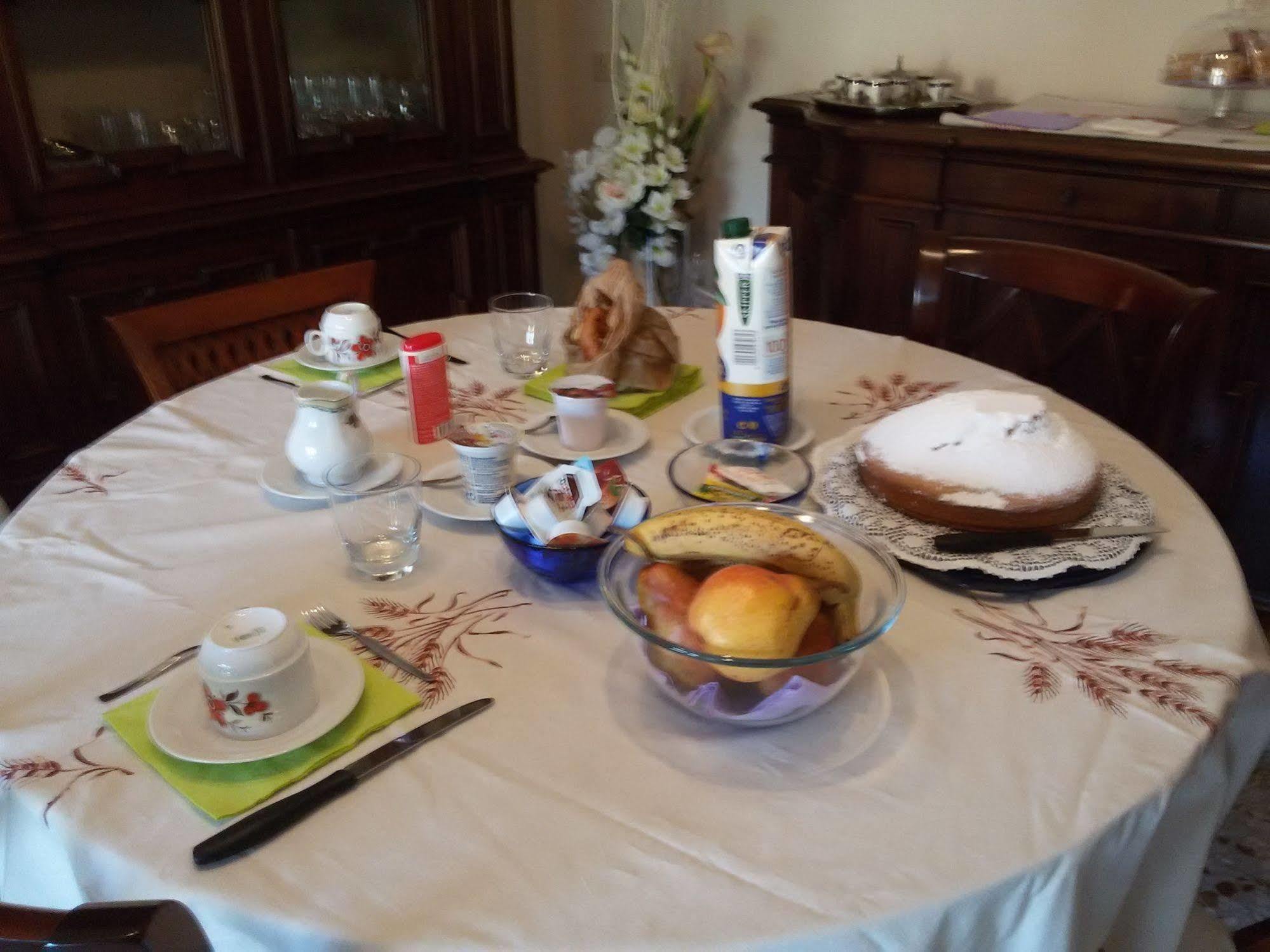 Casa Emanuela Bed and Breakfast Piazzola sul Brenta Eksteriør billede