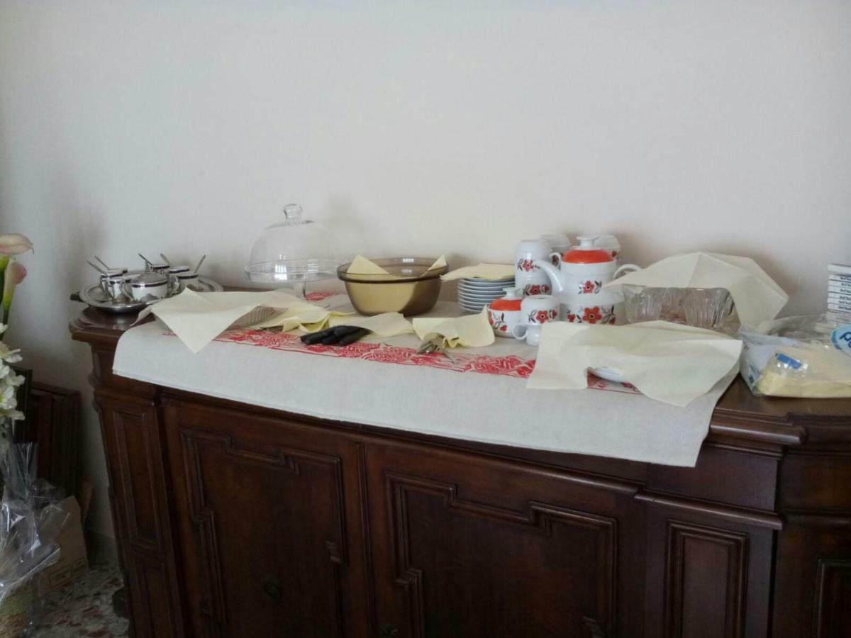 Casa Emanuela Bed and Breakfast Piazzola sul Brenta Eksteriør billede